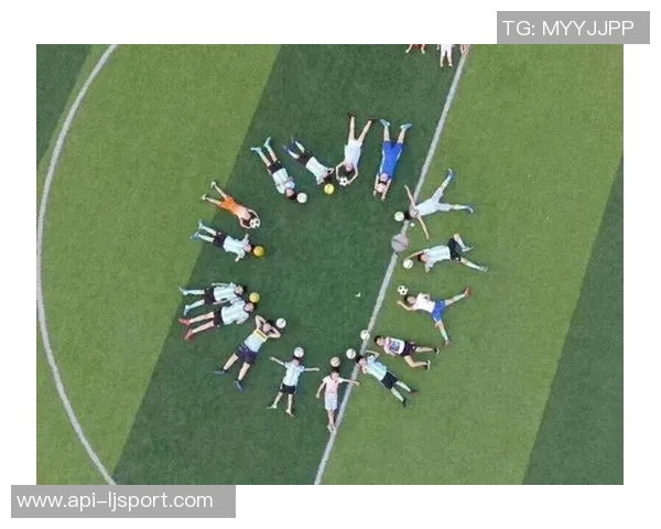 桌面足球模型的设计与应用探讨提升游戏体验与团队协作能力